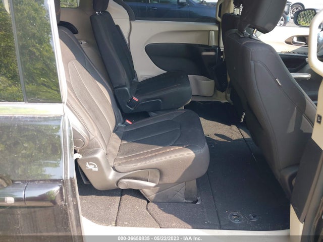 2C4RC1DG2HR531889 Chrysler Pacifica Touring