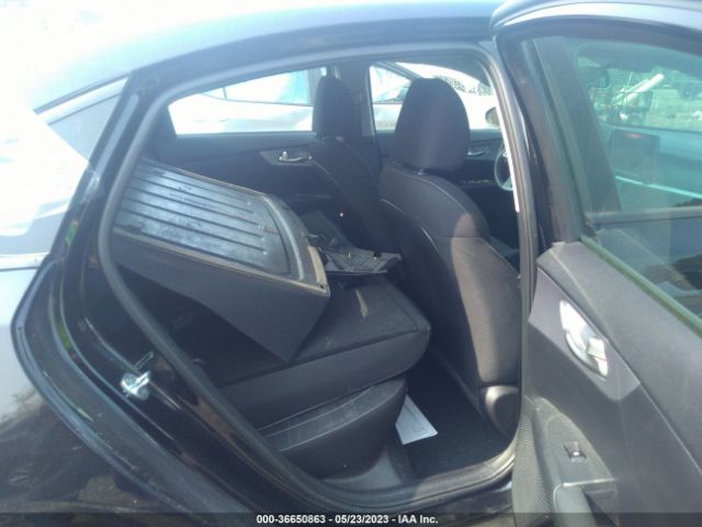 3KPF24AD8NE425204 KIA Forte Lxs
