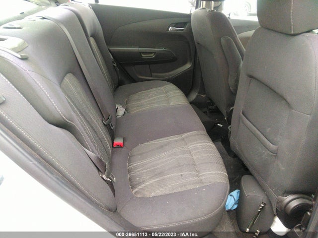 Chevrolet SONIC LT 2015 1G1JC5SH8F4172489 Image 10