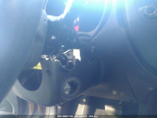 KNDJN2A24E7003936 KIA Soul Base