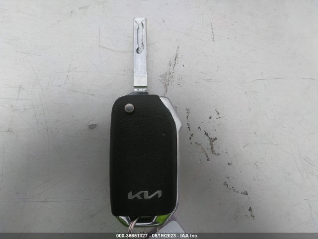 3KPF24AD0NE463879 KIA Forte Lxs