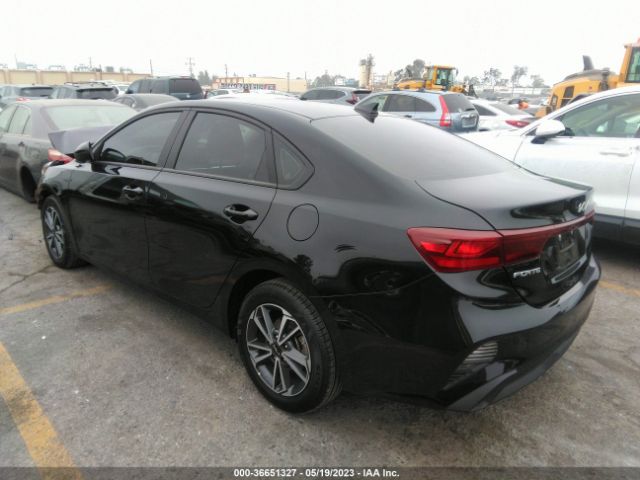 3KPF24AD0NE463879 KIA Forte Lxs
