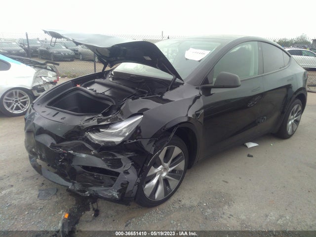 7SAYGDEE6PA088915 Tesla Model Y Long Range