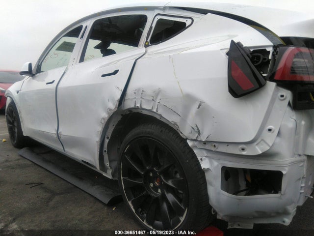 7SAYGDEE9NA014062 Tesla Model Y Long Range