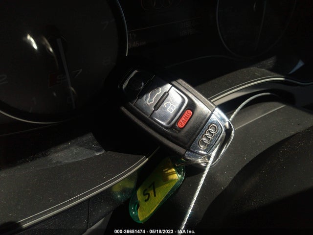 2014 Audi S7, VIN: WAUW2BFCXEN136497