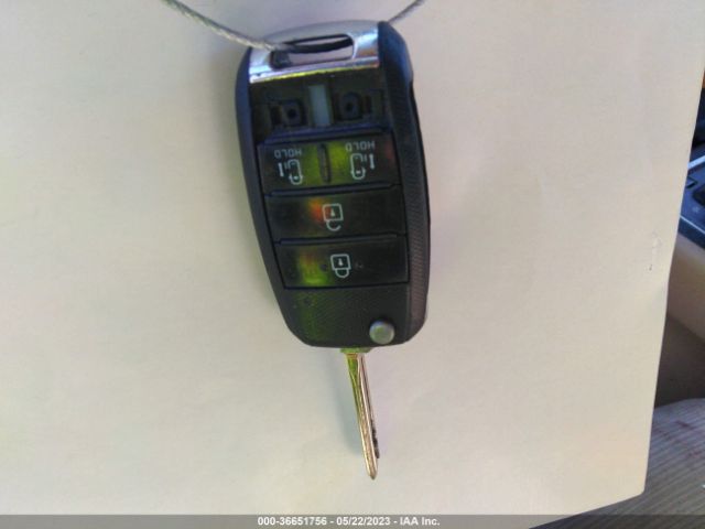 KNDMB5C1XF6076361 KIA SEDONA LX