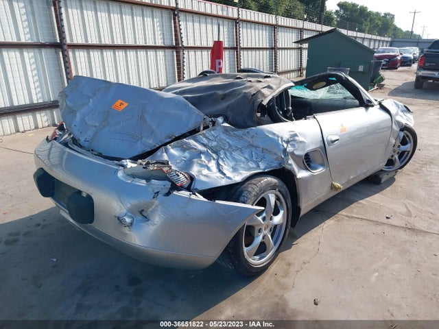 2002 PORSCHE BOXSTER WP0CA29882U621819 Photo 3