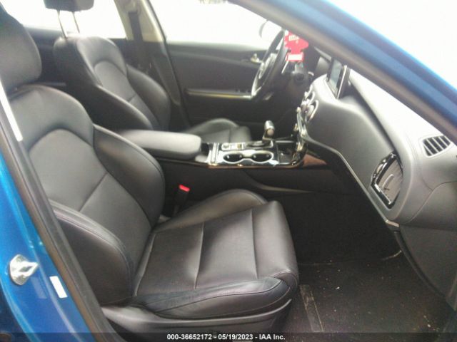 KNAE15LA1J6025599 KIA Stinger Base
