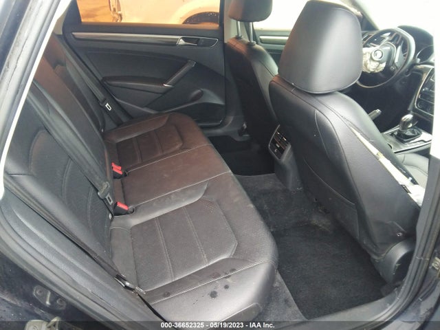 1VWBT7A31HC045537 Volkswagen Passat 1.8t Se