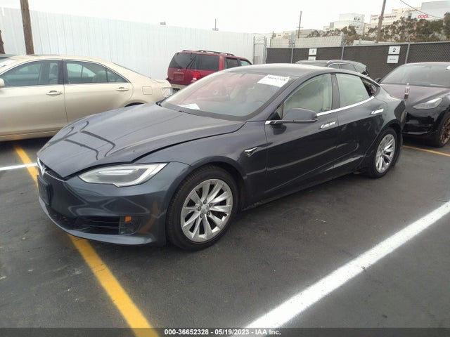 Tesla Model S 60/75 2017 5YJSA1E11HF204901 Image 2