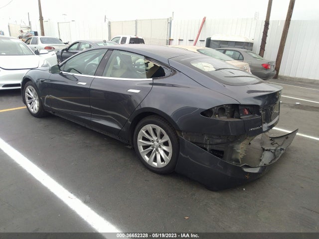 Tesla Model S 60/75 2017 5YJSA1E11HF204901 Image 3