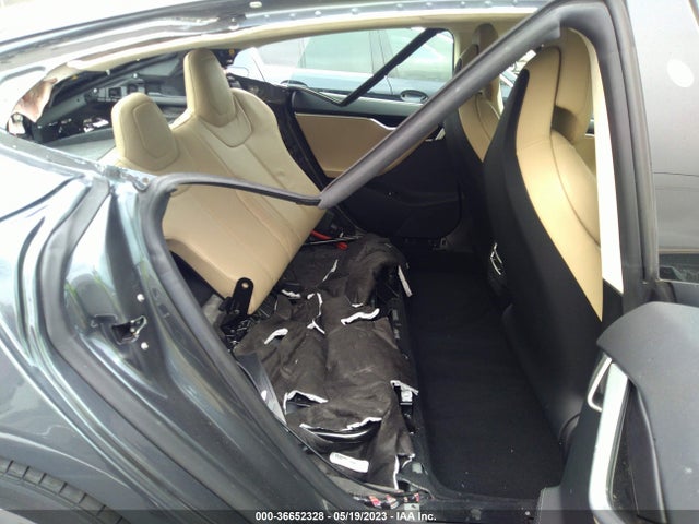Tesla Model S 60/75 2017 5YJSA1E11HF204901 Image 8