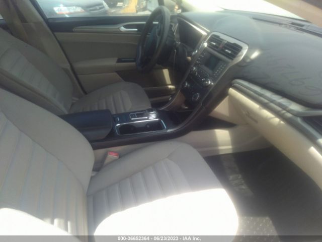 3FA6P0H77HR279522 Ford FUSION SE