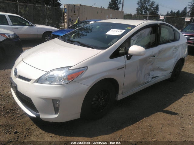Toyota Prius Four 2015 JTDKN3DU9F1926991 Image 2
