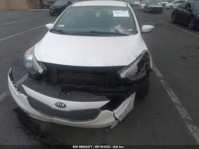 KNAFX5A86G5631188 KIA Forte 5-door Ex