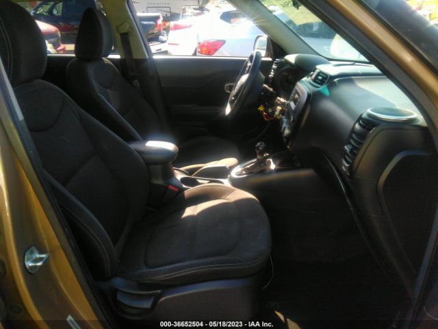 KNDJN2A2XE7092900 KIA Soul Base