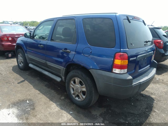 2005 FORD ESCAPE XLS VIN: 1FMYU92Z15KC22786