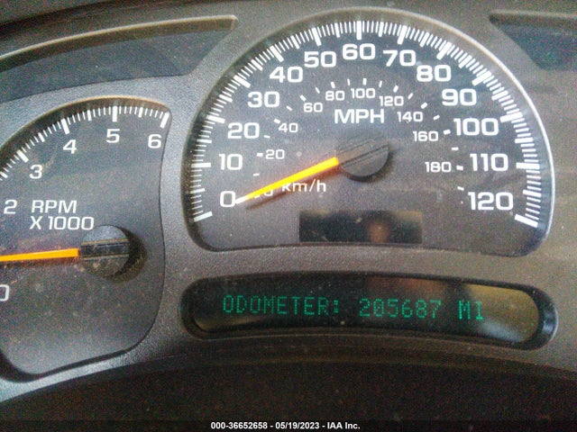 2004 GMC YUKON SLT VIN: 1GKEC13T44J328423