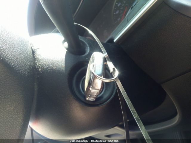 5XXG24J20MG006028 KIA K5 LX