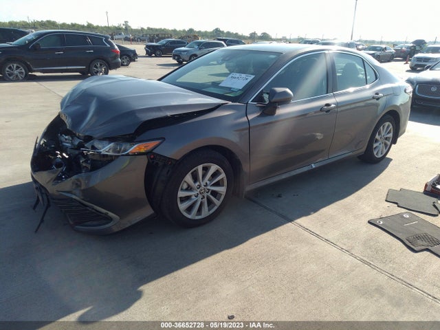 Toyota CAMRY LE 2022 4T1C11AK3NU048541 Image 2