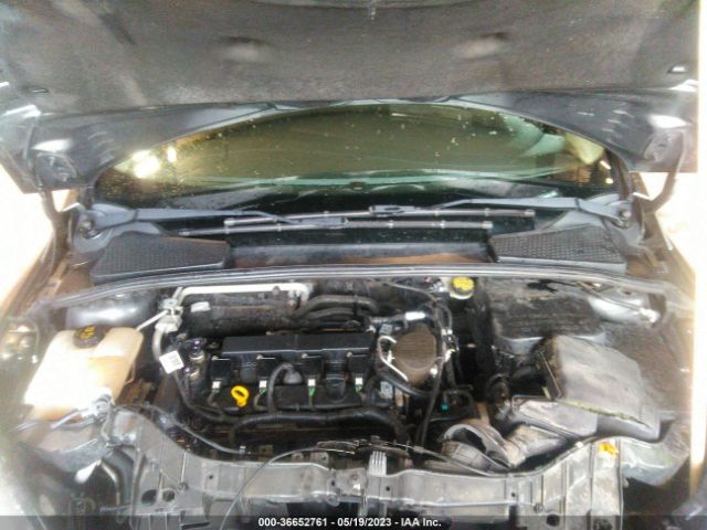 1FADP3F24GL305653 Ford FOCUS SE