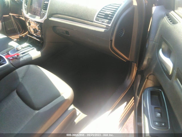 2C3CCAAG2KH684168 Chrysler 300 Touring