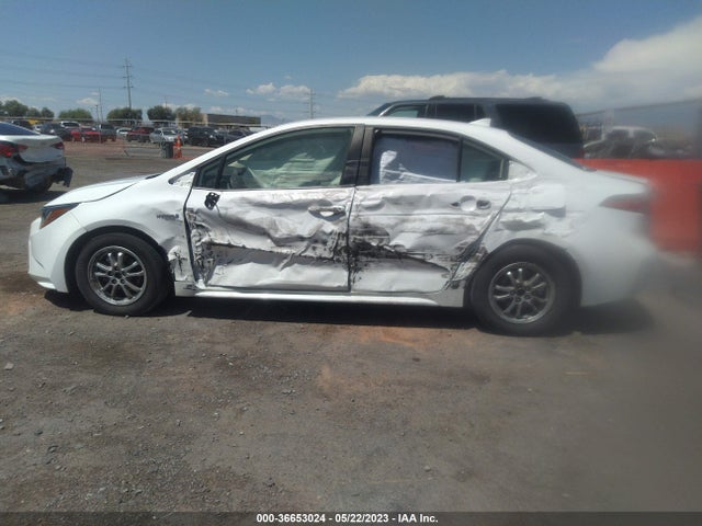 Toyota Corolla Hybrid Le 2021 JTDEAMDE3MJ009355 Image 7