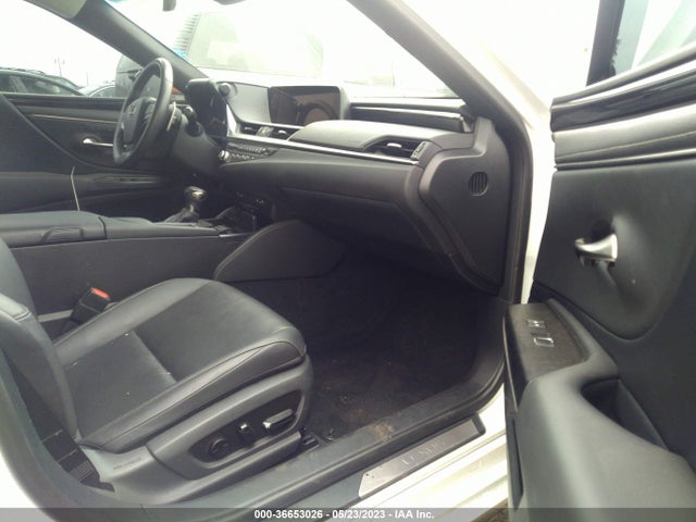 58ADA1C11MU005171 Lexus Es Es 300h