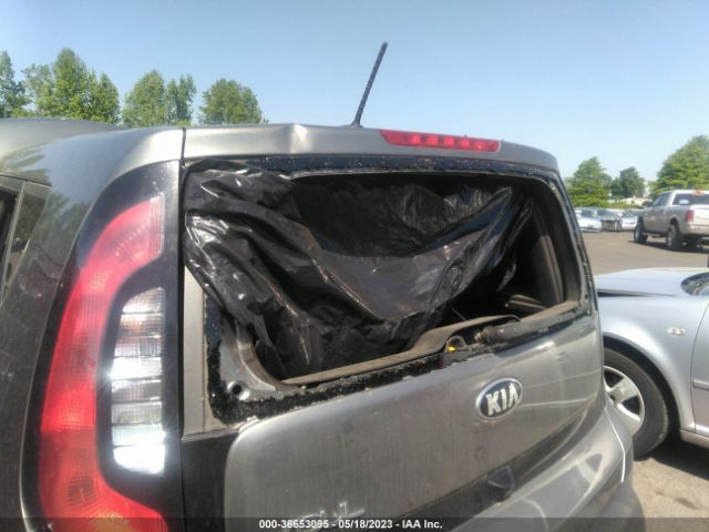 KNDJP3A51F7189916 KIA SOUL +