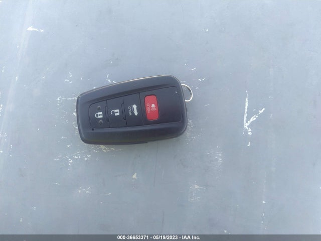 Toyota Corolla Hybrid Le 2021 JTDEAMDE0MJ026551 Image 3
