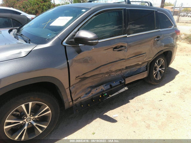 Toyota Highlander Le 2017 5TDZZRFH5HS232620 Image 7
