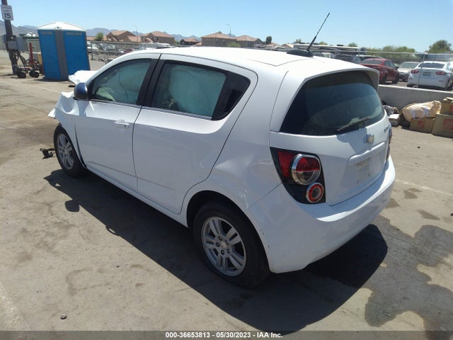 Chevrolet SONIC LT 2015 1G1JC6SH8F4144486 Image 3
