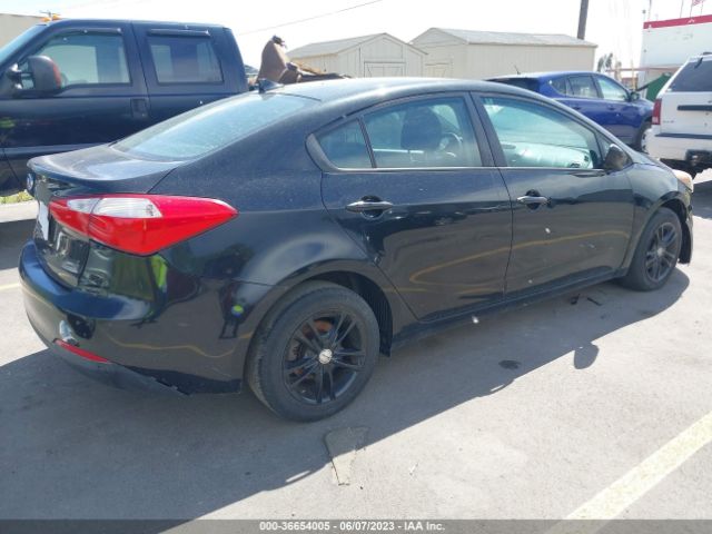 KNAFK4A6XE5186457 KIA FORTE LX