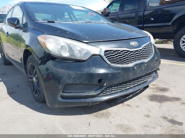 KNAFK4A6XE5186457 KIA FORTE LX