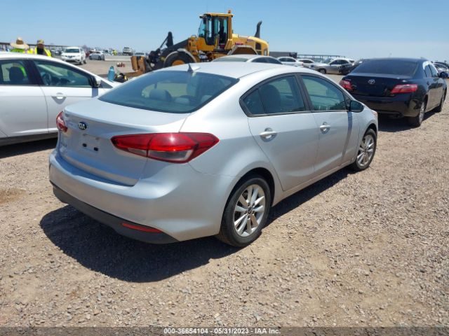 3KPFL4A72HE009421 KIA FORTE LX