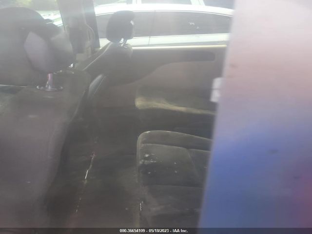 2C4RDGBG9GR216900 Dodge Grand Caravan