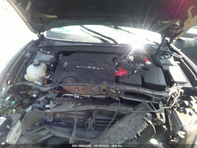 1LN6L9SKXH5609370 Lincoln Continental Select
