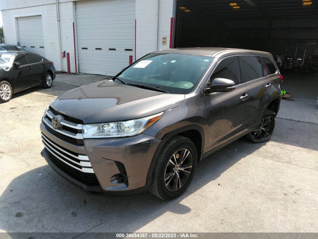 2019 TOYOTA HIGHLANDER LE VIN: 5TDZARFH3KS048405