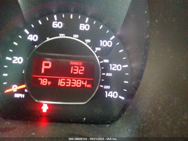 KNDJP3A52E7070058 KIA SOUL +