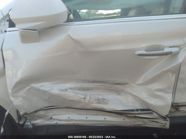 1GYKNDRS1HZ265159 Cadillac Xt5 Luxury Awd