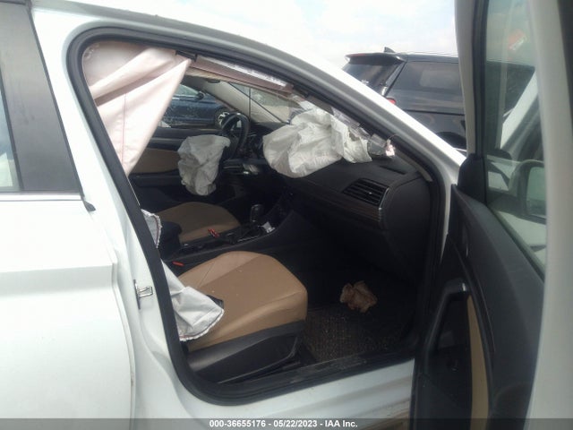 3VWE57BU0KM274179 Volkswagen JETTA SEL