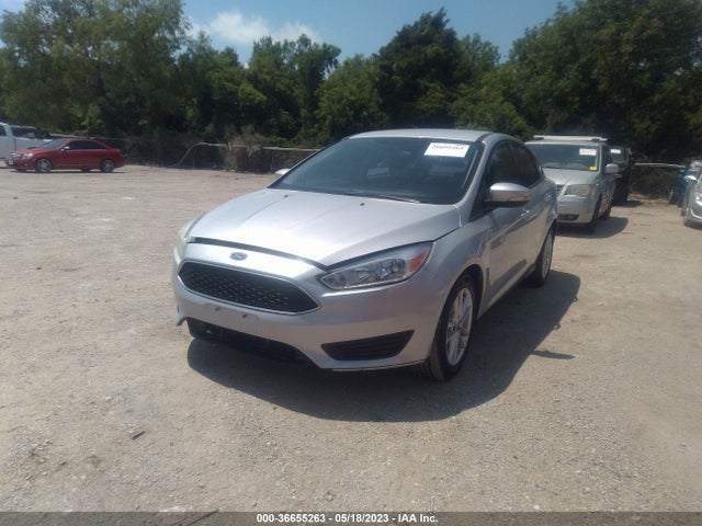 Ford FOCUS SE 2016 1FADP3F28GL246638 Image 2