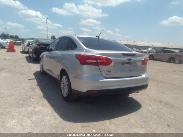 Ford FOCUS SE 2016 1FADP3F28GL246638 Image 3