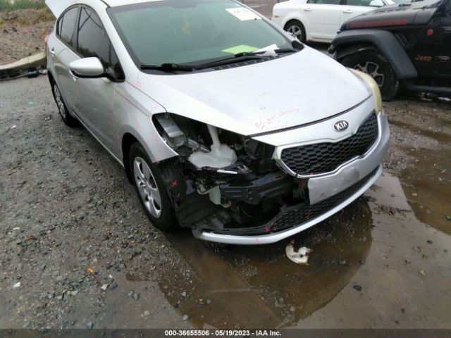 KNAFK4A69E5178043 KIA FORTE LX