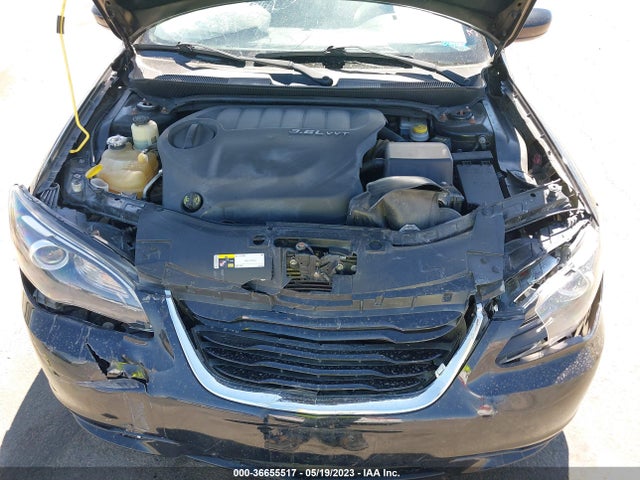 1C3BCBGG8EN163282 Chrysler 200 S