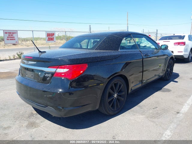 1C3BCBGG8EN163282 Chrysler 200 S