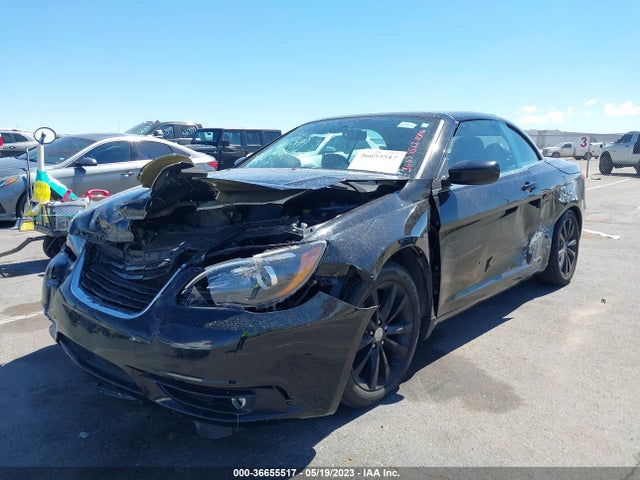 1C3BCBGG8EN163282 Chrysler 200 S