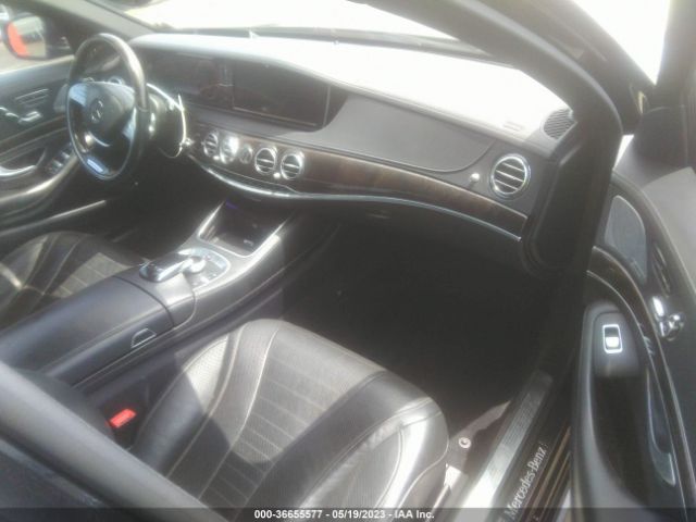 WDDUG8CB9GA210244 Mercedes-Benz S-class S 550