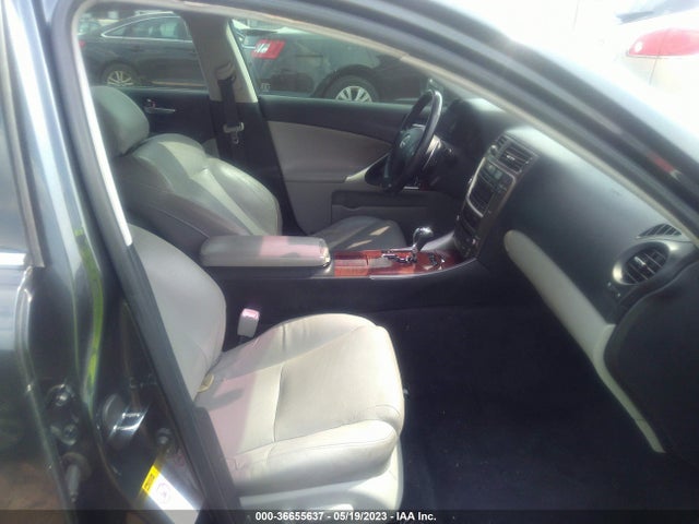 2008 LEXUS IS 250 VIN: JTHBK262585062661