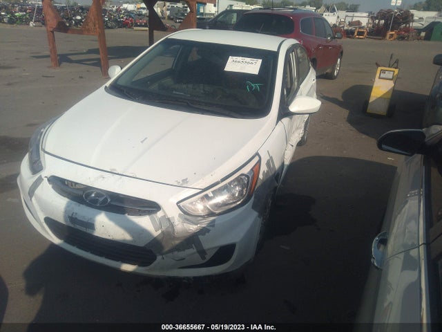Hyundai ACCENT SE 2017 KMHCT4AE4HU204998 Image 2
